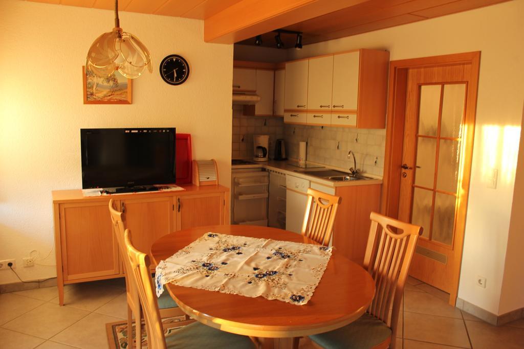 Bodenseegaestehaus Uhldingen-Mühlhofen Chambre photo