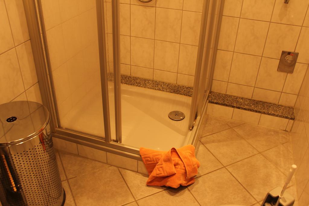 Bodenseegaestehaus Uhldingen-Mühlhofen Chambre photo
